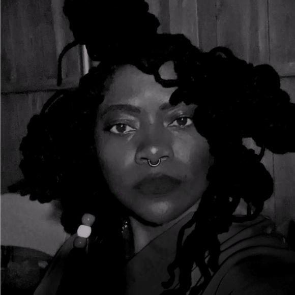 Meet your Posher, Jud - Picture 9 of 14